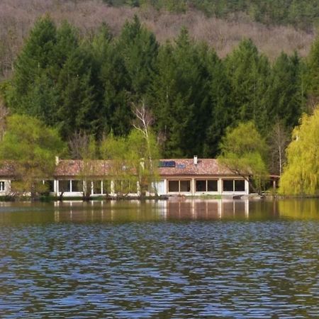 Cottage Les Pyrenees Au Bord De L'Eau Barbazan Екстер'єр фото