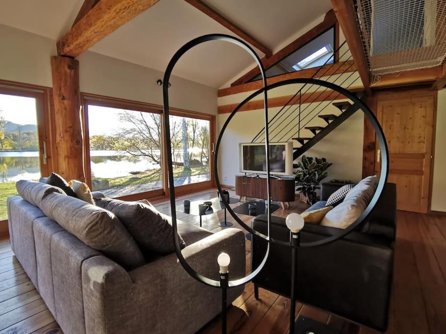 Cottage Les Pyrenees Au Bord De L'Eau Barbazan Екстер'єр фото